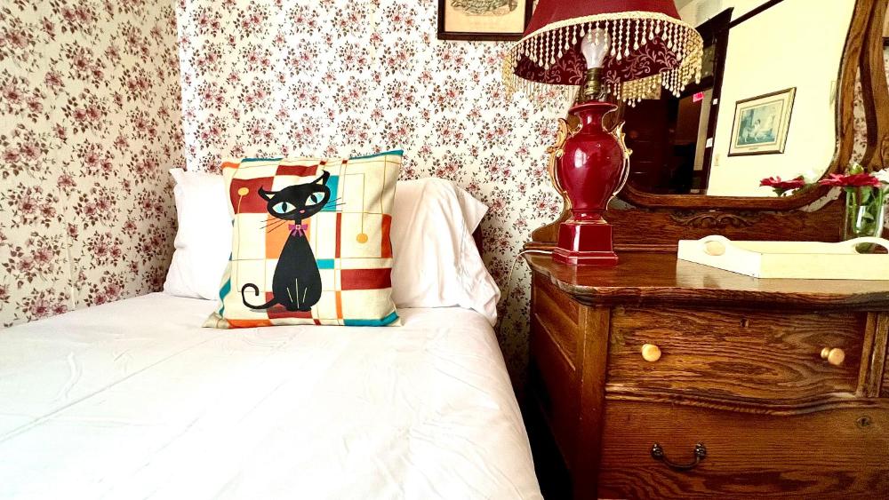 Deluxe Double Room interior